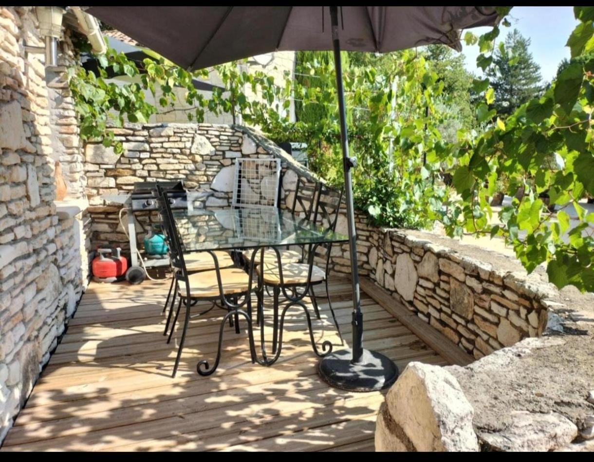 B&B La Vieille Source Saint-Martin-dʼArdèche Zimmer foto